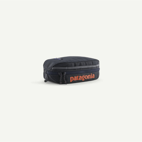 Patagonia black hole - , 3l