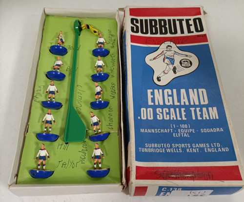 Subbuteo england c138 hand - c138,