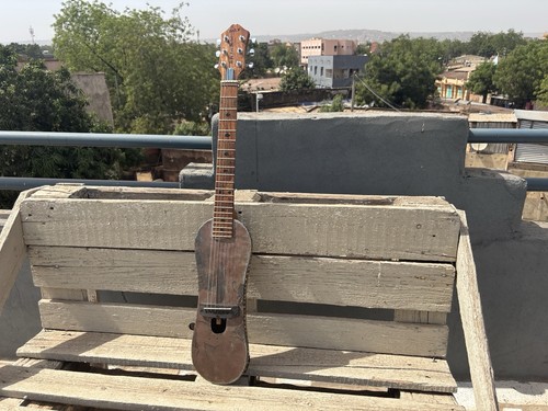 Resonator ngoni chitarra - ngoni,