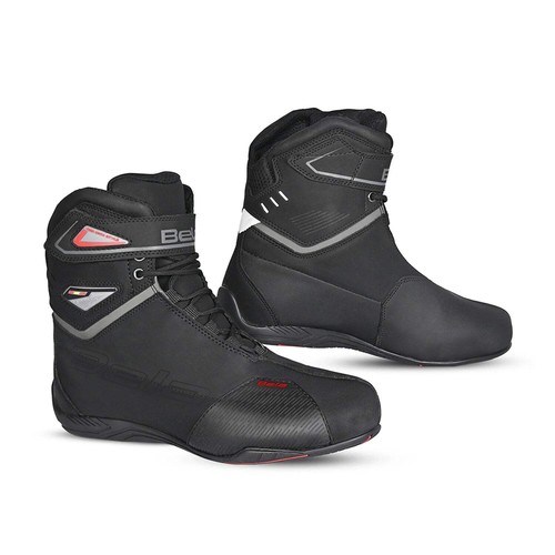 Bela blaze uomo urbana turismo - bela,
