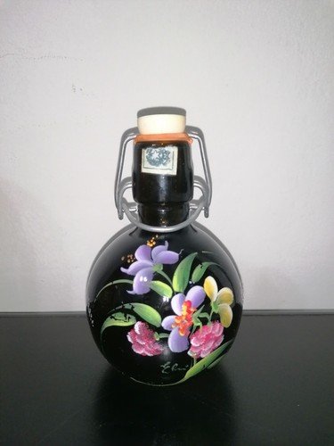 Bottiglia liquore dipinta a - bottiglia,