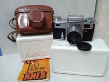 Kiev-4 vintage anni 1967. Fotocamera pellicola 35 mm telemetro con obiettivo Jupiter-8M 50 mm