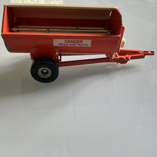 Britains farm series - britains, howards