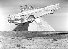 Poster auto d'epoca surreale