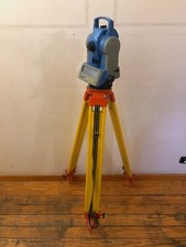 Stazione totale Zeiss Elta C30 con treppiede Salmoiraghi