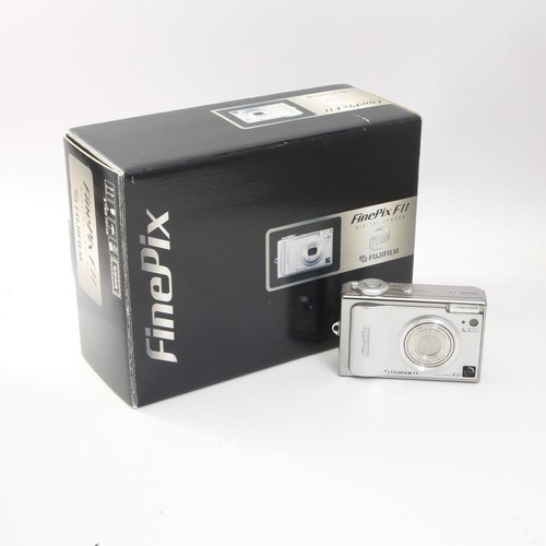 Fotocamera digitale compatta