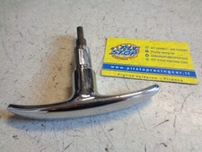 MANIGLIA COFANO POSTERIORE