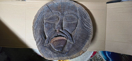 Scultura legno volto