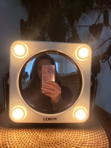 Specchio vanità illuminato