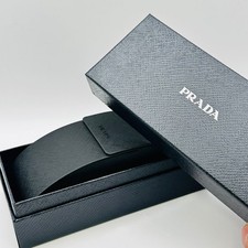 Prada astuccio occhiali