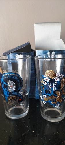 Due bicchieri birra - ,