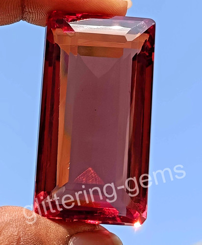 Pietra preziosa cambio colore