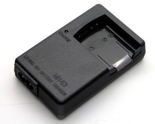 Caricabatteria fotocamera per