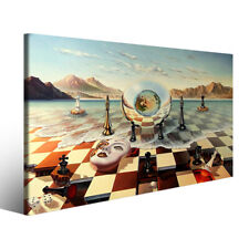 Salvador Dalì – Maschera Scacchi Sul Mare – Stampa Tela 90x60 Cm – Surrealismo