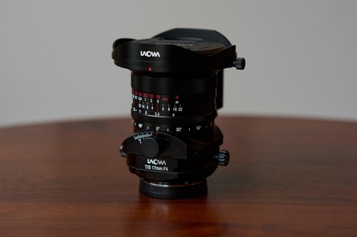 Venus optics laowa f - 17, f/4