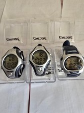 Tre orologi sportivi Spalding