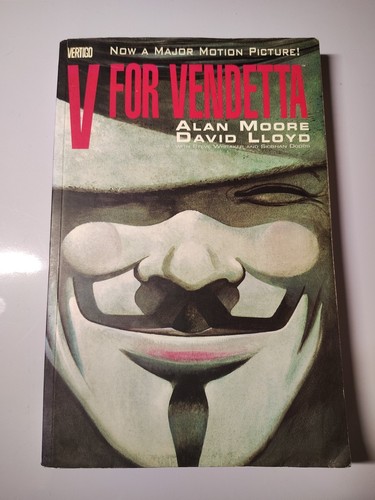 Moore lloyd vertigo comics - moore/lloyd,