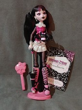 MONSTER HIGH G1 - Muñeca DRACULAURA 1 WAVE, Mascota COUNT FABULOUS, Diario, etc.
