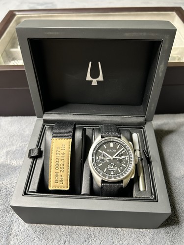 Bulova lunar pilot quartz - bulova,