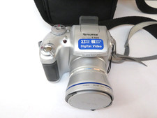 Working FujiFilm  S3000 CAMERA