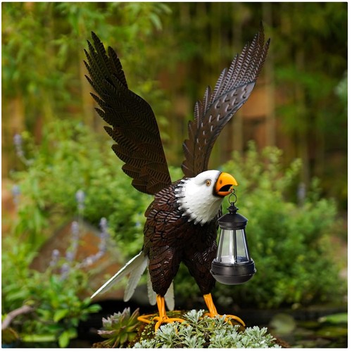 Scultura realistica aquila