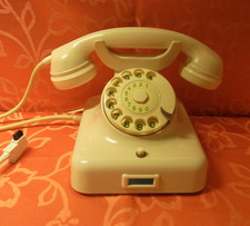 65!  Telefono vecchio W48