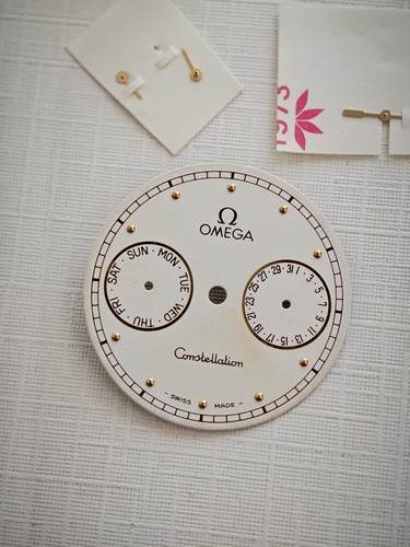 Wristwatches dial - ®, +