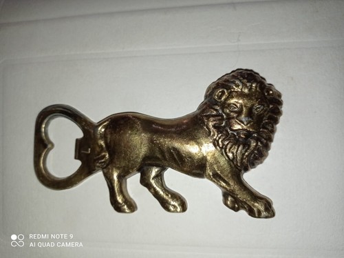 Apribottiglie leone ottone - ,