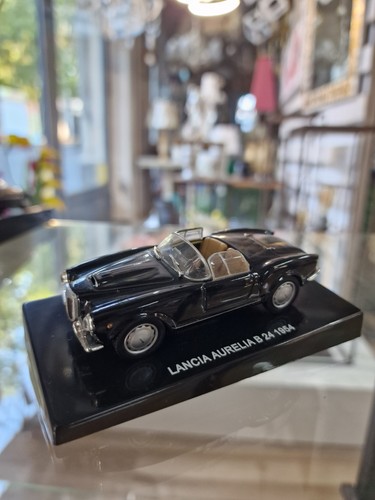Modellino auto scala 43 - auto, 1/43