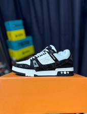 Size 10 - Louis Vuitton LV