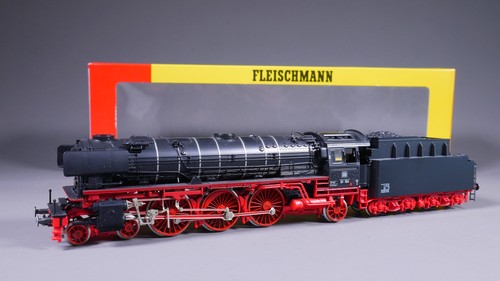 Locomotiva trainata dc - locomotiva,