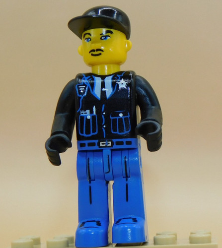 Lego 4juniors minifigure - 4juniors,