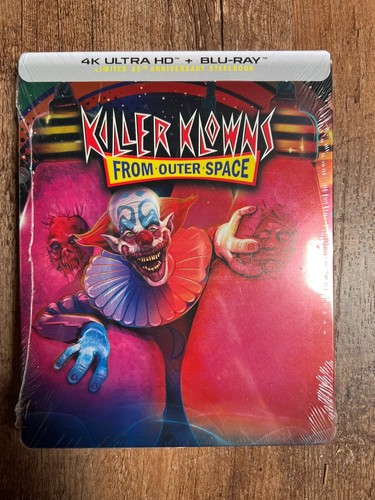 Killer klowns from outer - killer,