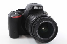 Nikon D5500 AF-S 18-55mm VR II