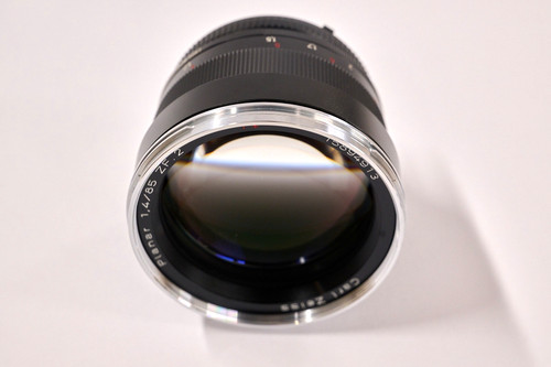 Carl zeiss planar - carl,