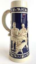 Grande boccale birra vintage porcellana scena osteria danza e suonatore chitarra