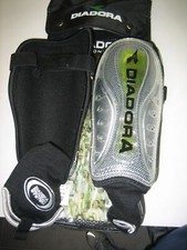 parastinchi calcio Diadora