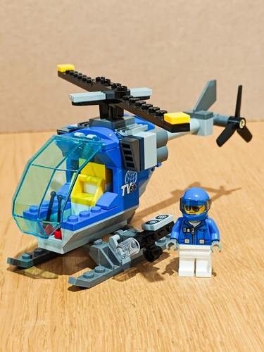 Lego city square 60097 - city,