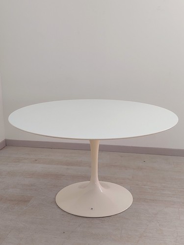 Stile eero saarinen - saarinen,