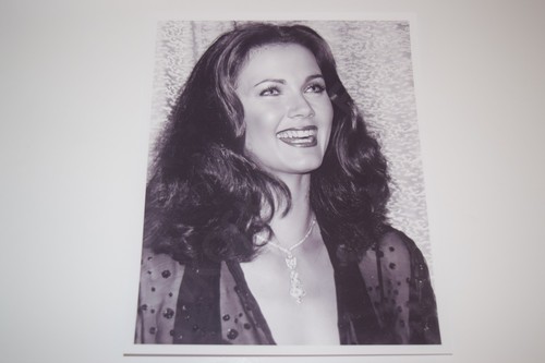 Lynda carter wonder - lynda,