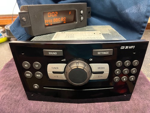 Vauxhall corsa cd30 mp3 - vauxhall,