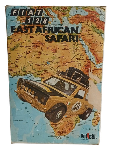 Fiat 128 east - east, safari