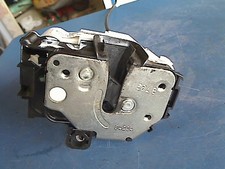 Serratura porta destra