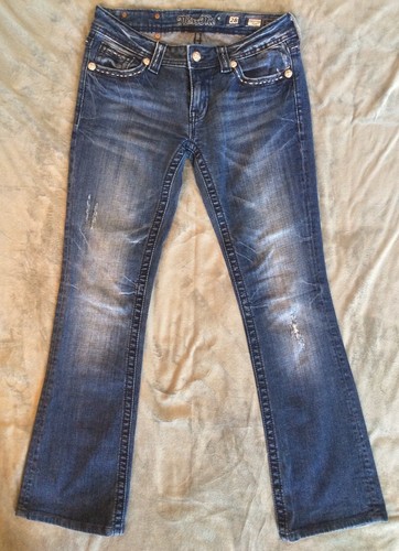 Jeans impreziosito taglio