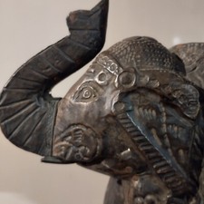 Antica Statuetta Elefantino