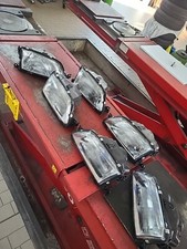 FANALE ANTERIORE DESTRO FONDO NERO PER PEUGEOT 306 '93 DEPO 550-1114-LR nuovo 