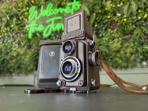 Viola yashica yashikor 60 - 44,