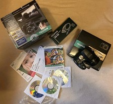 Fujifilm FinePix S2000HD
