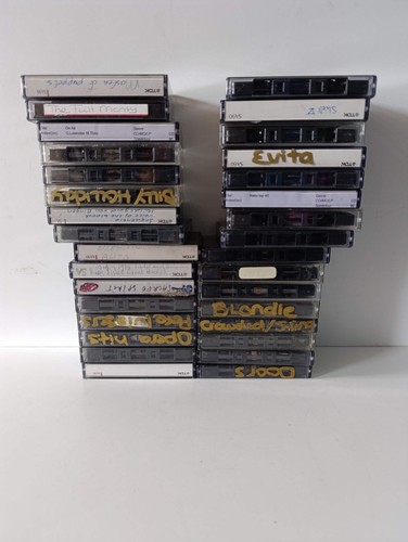 Lot cassette audio tape - 32,