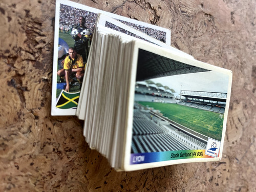 Lotto 112 adesivi panini - lotto,